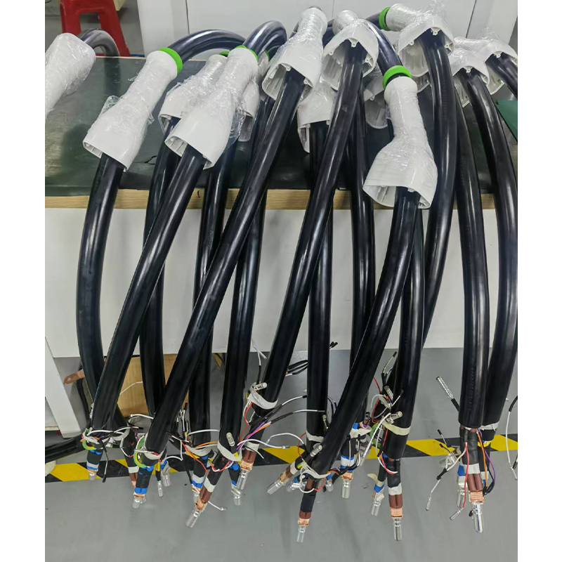 Máquina de soldadura ultrasónica para mazos de cables grandes de 100 mm² (modelo 2010G)